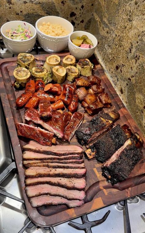 Gross Food Challenge, Bbq Platters, Bbq Platter, Food Truck Menu, Grill Food, Gross Food, Party Food Buffet, Campfire Food, Food Pics