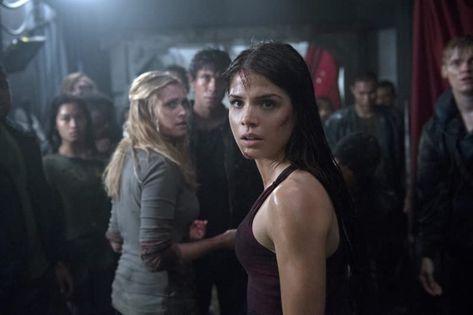 Contents Under Pressure (2014) The 100 Season 1, Thomas Mcdonell, Ricky Whittle, The 100 Cast, Marie Avgeropoulos, The 100 Show, Bob Morley, Eliza Taylor, Star Cast