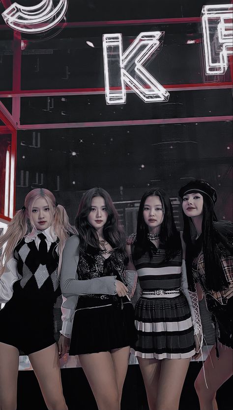 ꒰ 𝐃𝐄𝐒𝐂꒱ : aesthetic. jennie. lisa. jisoo. rosé. blackpink. kpop. blink. ꕤ:𝐓𝐀𝐆𝐒 : #jennie #lisa #jisoo #rosé #kpopicons #idols #blackpink #blink #ot4 :: ꒰𝐢𝐧𝐬𝐭𝐚𝐠𝐫𝐚𝐦꒱ '@bpinksx' Kpop Aesthetic Wallpaper, Wallpers Pink, Aesthetic Wallpaper Lockscreen, Aesthetic Jennie, Pop Wallpaper, Blackpink Wallpaper, Blackpink Blink, Blackpink Members, Jeon Jungkook Photoshoot