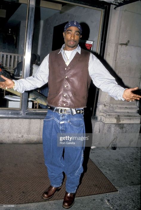 90s Fashion Outfits 1990s Style, 90s Black Men Fashion, Leather Vest Outfit, 90s Black Men, Looks Hip Hop, 1970s Men, Never Come Back, Fashion 1990s, Black Men Fashion Urban