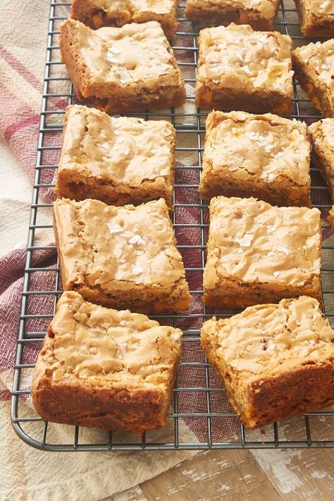 Salted Butterscotch Blondies Recipe | Bake or Break Blondies Butterscotch, Butterscotch Blondies Recipe, Butterscotch Bars, Butterscotch Blondies, Blondies Recipe, Baking Project, Pinch Of Salt, Brownie Recipes, Sweet And Salty