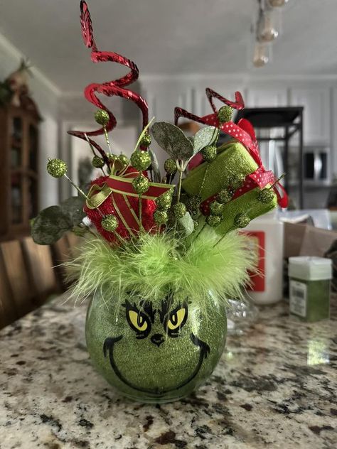 Gender Reveal Grinch, Grinch Theme Centerpieces, Grinch Baby Reveal, Diy Grinch Centerpiece, Baby Shower Grinch Theme, Grinch Centerpieces Diy, Grinch Crafts Diy Dollar Tree, Grinch Themed Baby Shower Ideas, Grinch Centerpieces