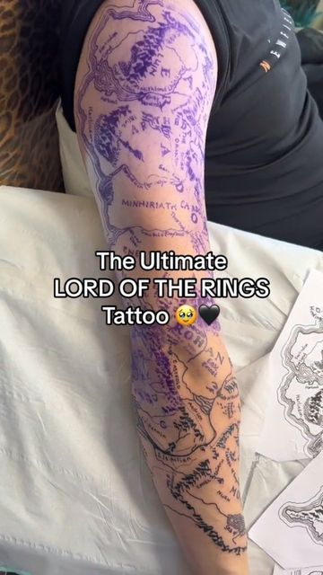 World of Tolkien on Instagram: "Top Notch! 👌 - By @izzysiim . . Follow @world.of.tolkien . . #lordoftherings #lotr #thelordoftherings #gandalf #aragorn #gollum #middleearth #jrrtolkien #middleearthmap #fellowshipofthering #theonering #thehobbit #sauron #hobbiton #legolas #mordor #returnoftheking #merrybrandybuck #lotrtattoos #tattoolover #tolkien #silmarillion #saruman #frodobaggins #samwise #hobbits #tattooartist #bilbobaggins #gimli #pippintook" Sauron Tattoo, Tolkien Silmarillion, Middle Earth Map, Frodo Baggins, Bilbo Baggins, Fellowship Of The Ring, Jrr Tolkien, Legolas, Gandalf