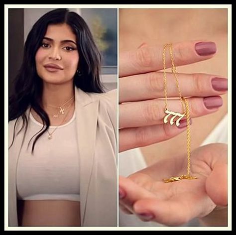 Kylie Jenner Date Necklace, Personalized Date Necklace, Christmas Gift, Mother's Day Gift, Valentine's Special Date Necklace, Christmas Gift Kylie Jenner Necklace, Kylie Jenner Jewelry, Date Necklace, Box Necklace, Valentine Special, Monogram Necklace, Necklace Box, Necklace Personalized, Petite Women