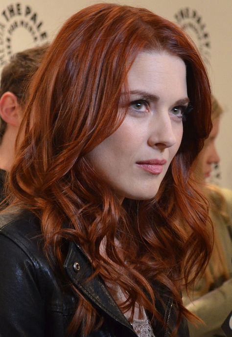 Alexandra Breckenridge Alexandra Breckenridge, Dawson's Creek, Michael Weatherly, Red Haired Beauty, Red Hair Woman, Katherine Heigl, Redhead Beauty, True Blood, Redhead Girl