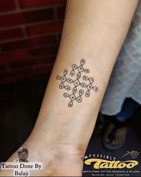 Kolam Tattoo Design, Rangoli Tattoo, Kolam Tattoo, Tattoo Ideas Wrist, Tamil Tattoo, Remember Tattoo, Kolam Dots, Boston Tattoo, Feather Tattoo Meaning