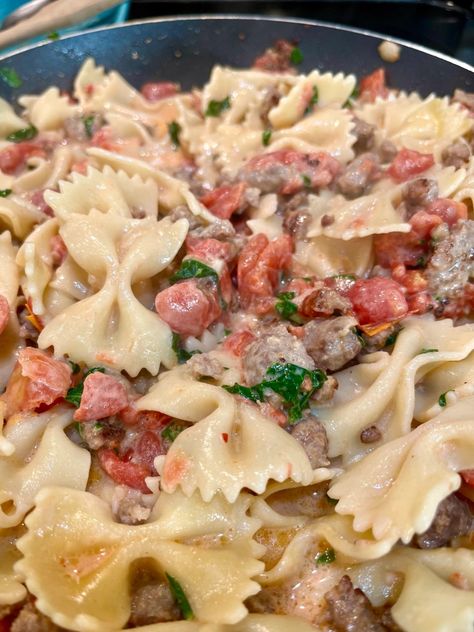 Creamy Bow Tie Pasta With Italian Sausage – RefreshHer Italian Sausage Bowtie Pasta Recipes, Italian Sausage Bow Tie Pasta, Italian Sausage Bowtie Pasta, Sausage Bowtie Pasta, Italian Bow Tie Pasta, Italian Sausage Pasta Recipes, Recipes Using Italian Sausage, Creamy Bow Tie Pasta, Pasta With Italian Sausage