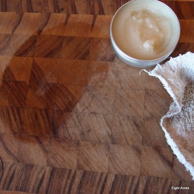 eight acres: how to use beeswax to make wooden chopping board polish How To Varnish Wood, Beeswax Polish, Bee Hives, Wooden Chopping Boards, Bee Sting, Chopping Board, Wood Board, Bee Hive, How To Use