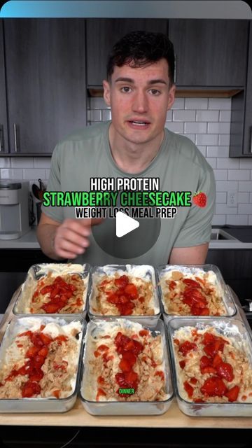 Container Strawberries, Cheesecake Jello, Johnny Hadac, Protein Dessert Recipes, Breakfast Diet, Strawberries In Containers, Balanced Eating, Protein Cheesecake, High Protein Desserts