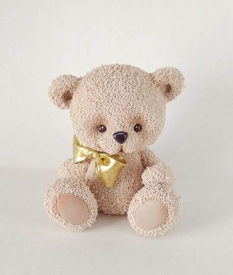 Teddy Bear Theme Cake, Bear Theme Cake, Beads Craft Kids, Fondant Teddy Bear, Teddy Bear Cake Topper, Diy Teddy Bear, Fondant Bow, Clay Bear