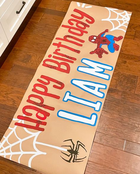 The cutest Spider-Man birthday banner!! ❤️🕷️🕸️ Diy Spider Man Party Ideas, Spidey And Friends Birthday Party Diy, Spiderman Birthday Party Aesthetic, 3rd Birthday Spiderman Theme, Spiderman Birthday Activities, Spiderman Birthday Diy, Spiderman Birthday Party Diy, Diy Spider Man Decorations, Spider Man 2nd Birthday Party Ideas