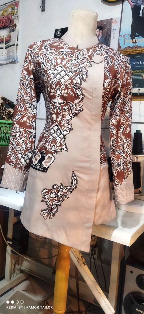 model baju batik kantor wanita berjilbab-
model baju batik kantor wanita berjilbab terbaru-
model baju batik kantor wanita terbaru-
model baju batik kantoran wanita terbaru-
batik kantor wanita hijab-
batik kantor wanita-
batik kantor wanita elegan-
batik kantor wanita muslim
batik kantor wanita tunik-
batik kantor wanita kombinasi-
batik kantor wanita outer
batik kantor wanita models
batik kantor wanita non hijab-
batik kantor wanita hijab modern-
batik kantor wanita hijab aesthetic
batik kanto Tunik Batik Kerja Modern, Tunik Batik Kombinasi, Style Kantor, Batik Formal, Batik Blazer, Malaysian Batik, Mode Batik, Outer Batik, Gaun Dress