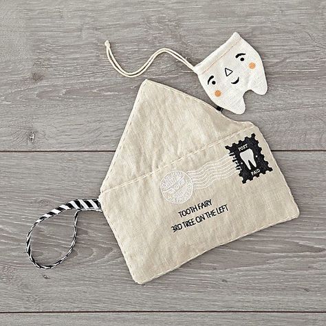 Tooth Fairy Envelope Tooth Fairy Envelope, Sew Ins, 자수 디자인, Baby Diy, Baby Crafts, Tooth Fairy, Sewing For Kids, Baby Sewing, Diy Toys