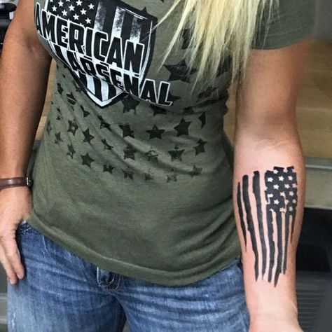 Ripped Flag Tattoo, Small Flag Tattoo, Waving Flag Tattoo, Army Tattoo Ideas For Women, Flag Tattoo For Women, American Flag Tattoos For Women, Patriotic Tattoos For Women, Us Flag Tattoo, Us Army Tattoos