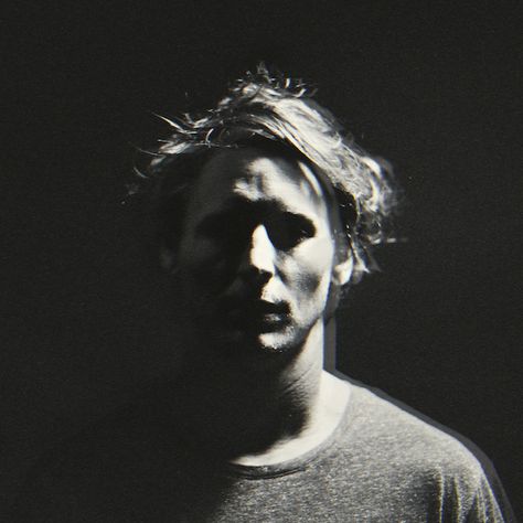 Ben Howard, Drummers, Lp Vinyl, Digital Music, Album Art, New Album, Apple Music, Singer Songwriter, 3d Printer