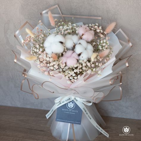 Bouquet Dry Flower, Flower Bouquet Gift Ideas, Cotton Flower Bouquet, Baby Breath Bouquet, Preserved Flower Bouquet, Preserved Flowers Bouquet, Preserved Bouquet, Dry Flower Bouquet, Bucket Flower