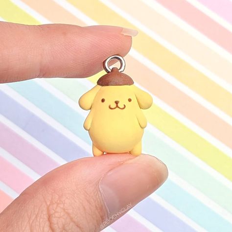 658 Likes, 46 Comments - ✿ n e s s a ✿ (@poochyclay) on Instagram: “Still in a unmotivated funk with clay 🥴 but I'm trying to experiment with others things that I'll…” Clay Activity, Clay Keychain, Clay Crafts Air Dry, Resin Clay, Diy Pottery, Clay Art Projects, Clay Figures, Fimo Clay, Clay Design