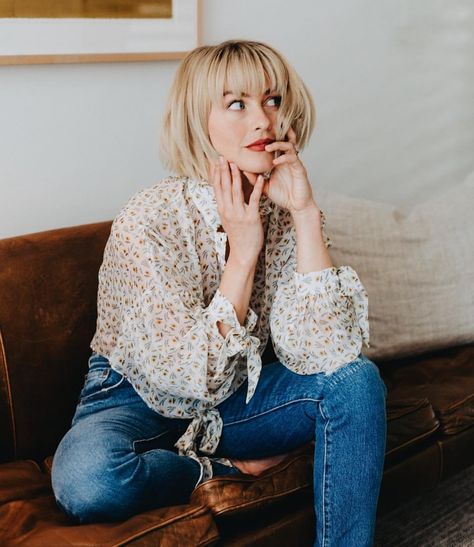 Julianne Hough Short Hair, Bob Bangs, Haircut Bob, Short Layered Bob Hairstyles, Trendy Mens Haircuts, Bob Hairstyles For Thick, Bob Hairstyles With Bangs, Medium Bob Hairstyles, Bob Haircut With Bangs