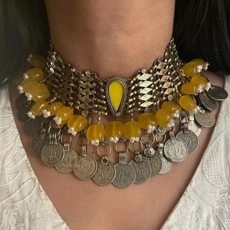 Afghan Necklace, Afghan Jewelry Necklace, Afghan Jewellery, Coin Choker, Gold Jewels Design, Choker Designs, Handmade Chokers, Afghan Jewelry, Edgy Jewelry