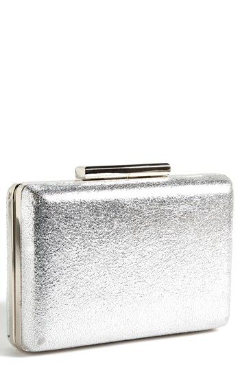 Silver Clutch Purse, Silver Clutch, Fashion Forever, Casual Jewelry, Box Clutch, Leather Box, Bags Aesthetic, Wardrobe Style, Beauty Bag