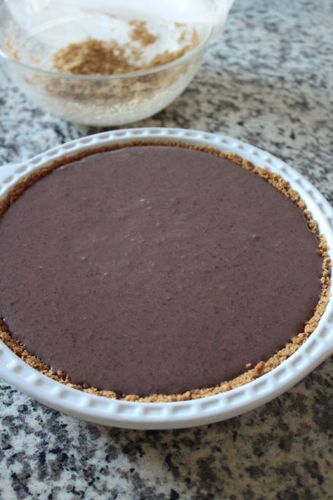 Cocoa Powder Fudge Recipe, Bake Sale Desserts, Graham Cracker Crust Recipe, Chocolate Pudding Desserts, Graham Cracker Recipes, Fudge Pie, Graham Cracker Crust Pie, Chocolate Pudding Recipes, Chocolate Pie Recipes