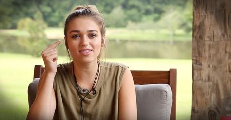 Sadie Robertson Tattoo, Duck Dynasty Sadie, Christian Video, Inspiration Videos, Sadie Robertson, Duck Commander, Getting A Tattoo, Duck Dynasty, Biblical Inspiration