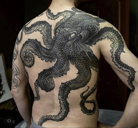 Kraken Tattoos, Octopus Tattoo Sleeve, Kraken Tattoo, Squid Tattoo, Tato Tradisional, Monster Tattoo, Octopus Tattoo Design, Serpent Tattoo, Octopus Tattoos