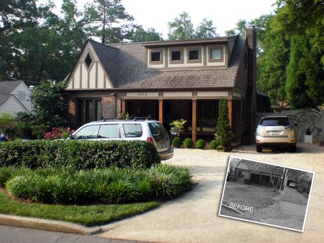 Pea Gravel Motor Court Front Yard Parking Pad, Parking Pad In Front Of House, Gravel Driveway Edging, Green Driveway, Foundation Landscaping, Front Landscape Ideas, Circle Driveway Landscaping, Driveway Extension, Tudor Renovation