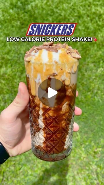 Snickers Protein Shake, Low Calorie Protein Shake, Snickers Protein, Protein Powder Vanilla, Powdered Peanut Butter, Sugar Free Maple Syrup, Drops Of Water, High Protein Low Calorie, Italian Ice