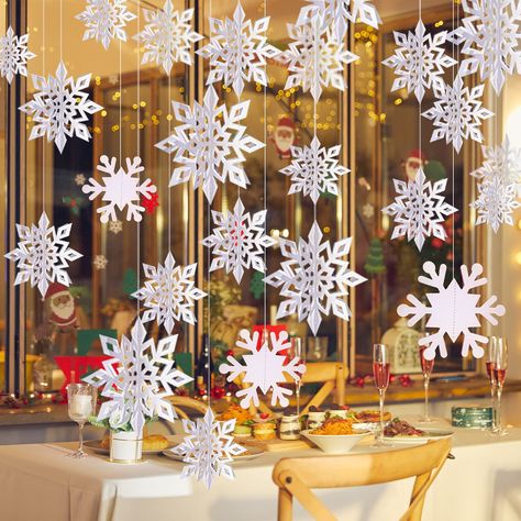 Snöflingor I Papper, Winter Wonderland-party, 3d Paper Snowflakes, Wonderland Party Decorations, Frozen Party Decorations, Christmas Snowflakes Decorations, Snowflake Party, Winter Wonderland Decorations, Christmas Snowflakes Ornaments