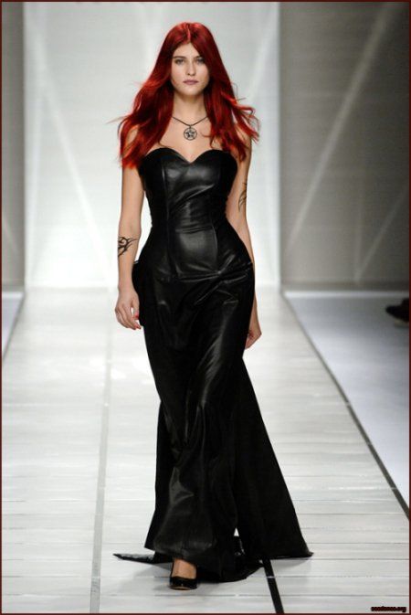 She's a model Black Leather Wedding Dress, Leather Wedding Dress, Pretty Red Hair, Leather Couture, Hobble Skirt, Weddings By Color, Leather Wedding, Fashion Victim, Black Wedding Dresses