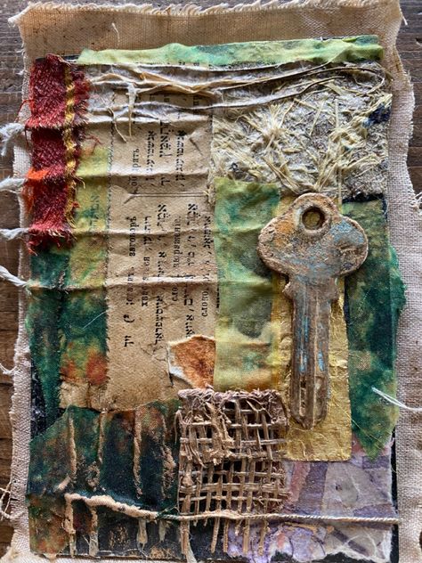 Found Objects Collage, Natural Decay Art, Found Materials Art, Found Object Collage, Emotion Collage, Newspaper Art And Craft, Fiber Art Collage, Plant Paper, Collage Sculpture