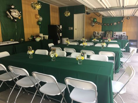 garage graduation party decor - Google Search Gold And Green Graduation Party, Graduation Garage Party Ideas, Green Gold Graduation Party, Graduation Party Garage Set Up, Green Graduation Party Ideas, Garage Graduation Party, Indoor Grad Party, Graduation Party Ideas Green, Party In Garage