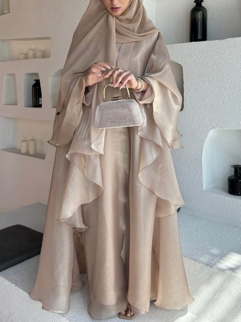 #BEAUTY, #RELATIONSHIPS #Fashion #Animals #Outfits #Winter Outfits #Animals Hijabi Fashion Abayas, Abaya Fashion Modern, Event Dresses Classy, Eid Abaya, Modest Outfits Muslim, Abaya Collection, Modern Abaya, Popular Clothing Styles, Popular Clothing