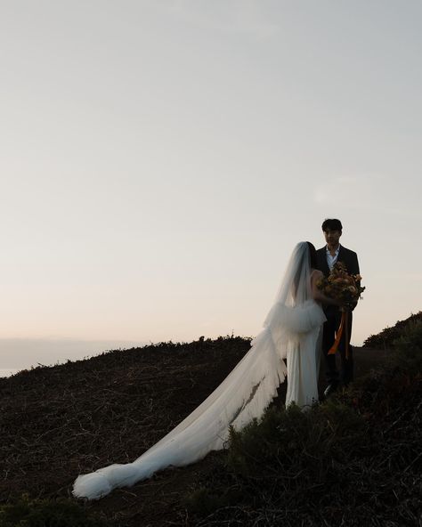 Cliffside saying I do 🤍 this was the most perfect veil for a Big Sur elopement. Vendors: Planning/Design: @forthegoodevents Photo: @gracetphotography Video: @nokaoifilms @timberandtidefilms Florals: @earthslaughfloral Models: @prestonhsiao @nabae123 HMU: @mua.samanthak Dress: @jjpdressrentals Calligraphy: @littlecarabaostudio Edited with @gracetpresets Big Sur photographer, NorCal wedding photographer, California wedding photographer, elopement photographer, California elopement, Big Su... Norcal Wedding, Big Sur Elopement, Big Sur Wedding, California Elopement, Big Sur, Plan Design, Photo Inspo, California Wedding, Tulum