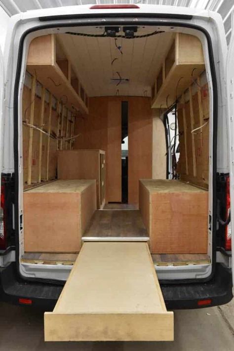 Van Life Garage, Van Transformation, Transit Camper Conversion, Omgebouwde Bus, Ford Transit Camper Conversion, Kombi Trailer, Ford Transit Conversion, Van Conversion Layout, Ford Transit Campervan