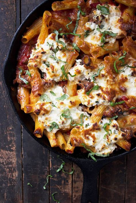 Baked Sausage and Ricotta Rigatoni Baked Pasta Recipes Easy, Baked Sausage, Sausage Pasta Bake, Rigatoni Recipes, Baked Rigatoni, Budget Family Meals, Sausage Bake, Rigatoni Pasta, Ricotta Pasta