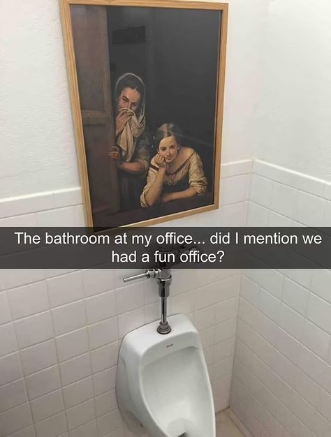 Social media users share snaps of office pranks | Daily Mail Online Office Snap, Office Fridge, Office Pranks, Movie Humor, Jim Halpert, Cool Office, Fun Family Activities, Funny Signs, Daily Mail