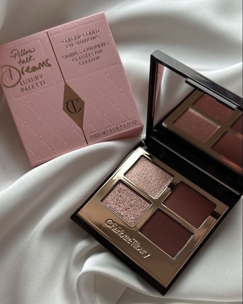 Charlotte Tilbury Aesthetic, Charlotte Tilbury Eyeshadow, Luxury Palette, Fire Rose, Bb Cream Foundation, Charlotte Tilbury Makeup, Beauty Makeup Photography, Makeup Spray, Makeup Aesthetic