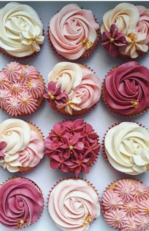 Bridal Shower Cupcakes, Pretty Cupcakes, Cupcake Cake Designs, Wilton Cake Decorating, Buttercream Cupcakes, Floral Cupcakes, Cake Decorating Piping, Beautiful Cupcakes, Wilton Cakes