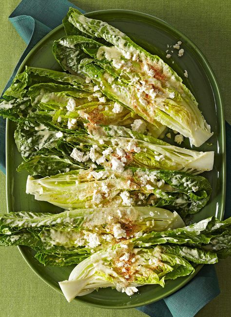 Hearts Of Romaine Salad, Caesar Vinaigrette, Homemade Salad Dressing Recipes, Feta Dressing, Salad Menu, Salad With Balsamic Dressing, Creamy Feta, Creamy Salad Dressing, Vinaigrette Salad