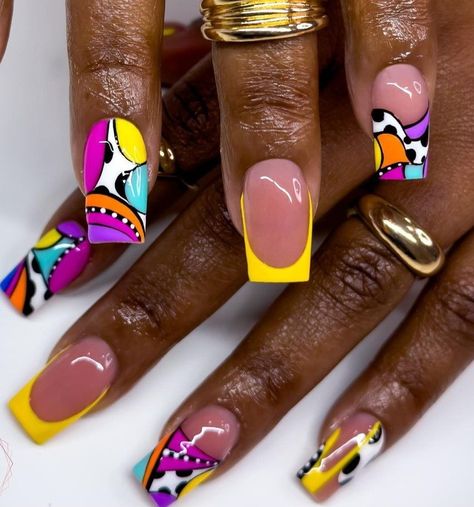 2024 Yellow Nails, Bow Nail Designs, Yellow Nail, Summer Nail Designs, Bright Summer Nails, Almond Nails Designs, Nail Forms, Colorful Nail Designs, Nail Art Kit