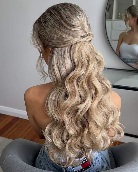 Wedding Hair Bubble Braid, Debs Hairstyles Half Up, Beach Wave Wedding Hairstyles, Wedding Hair Blonde Half Up, Glam Half Up Half Down Hair, Half Up Half Down For Long Hair, Half Upstyle, Debs Hair, Grad Nails