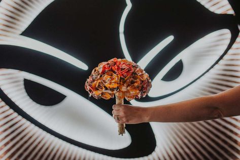 Taco Bell Wedding, Taco Bell Sauce Packets, Wedding Chapel Las Vegas, Taco Bell Breakfast, Taco Bell Sauce, Married In Vegas, Wedding Aesthetics, Wedding Chapel, Fast Food Chains