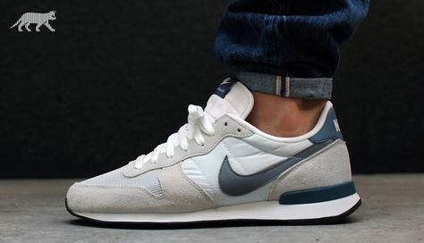 Cult Edge x asphaltgold Giveaway | Cult Edge Nike Air Vortex, Nike Internationalist, Trendy Sneakers, On Sneakers, Sneakers Men Fashion, Shoes Outlet, Sport Sneakers, Nike Dunk, Stylish Sneakers