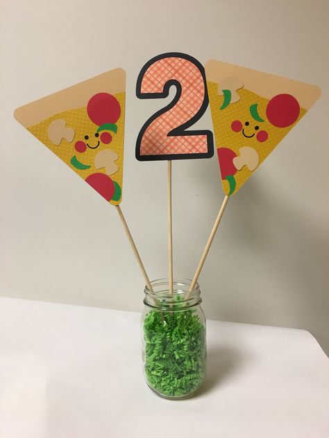 Pizza Centerpiece, 1st Birthday Party Centerpieces, Birthday Table Centerpieces, First Birthday Centerpieces, Pizza Birthday, Birthday Centerpiece, Birthday Party Centerpieces, Birthday Centerpieces, Birthday Table