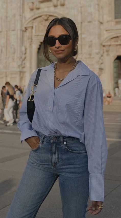 La Style Outfits, Outfits With Striped Shirts, Business Casual Outfits For Work, Streetwear Men Outfits, Confident Woman, La Fashion, Business Casual Outfits, Modest Outfits, Blue Shirt