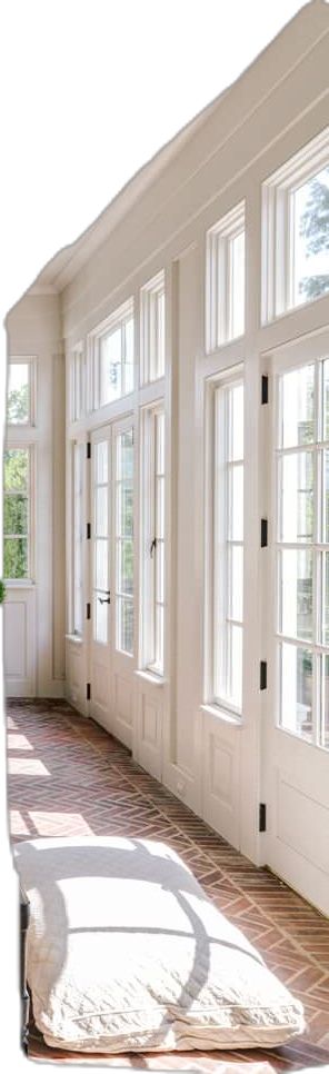 Mud Room Sun Porch, English Country Sunroom, Sunroom Interior Design, Narrow Sunroom, Entryway Sunroom, Sunroom Interior, Traditional Sunroom, All Season Room, Interior Windows