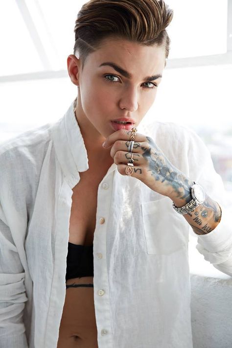 Ruby Rose Model, Androgynous Women, Orange Is The New, Orange Is The New Black, Batwoman, Ruby Rose, Tomboy Fashion, Girl Crushes, Woman Crush