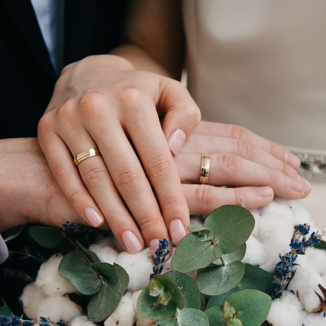 How To Match His and Hers Wedding Bands Groom Wedding Band, Matching Ring Set, Unisex Rings, Engagement Rings Romantic, Pre Engagement, Woman In Gold, Milgrain Ring, Matching Wedding Bands, Matching Rings